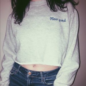 Cropped sweatshirt